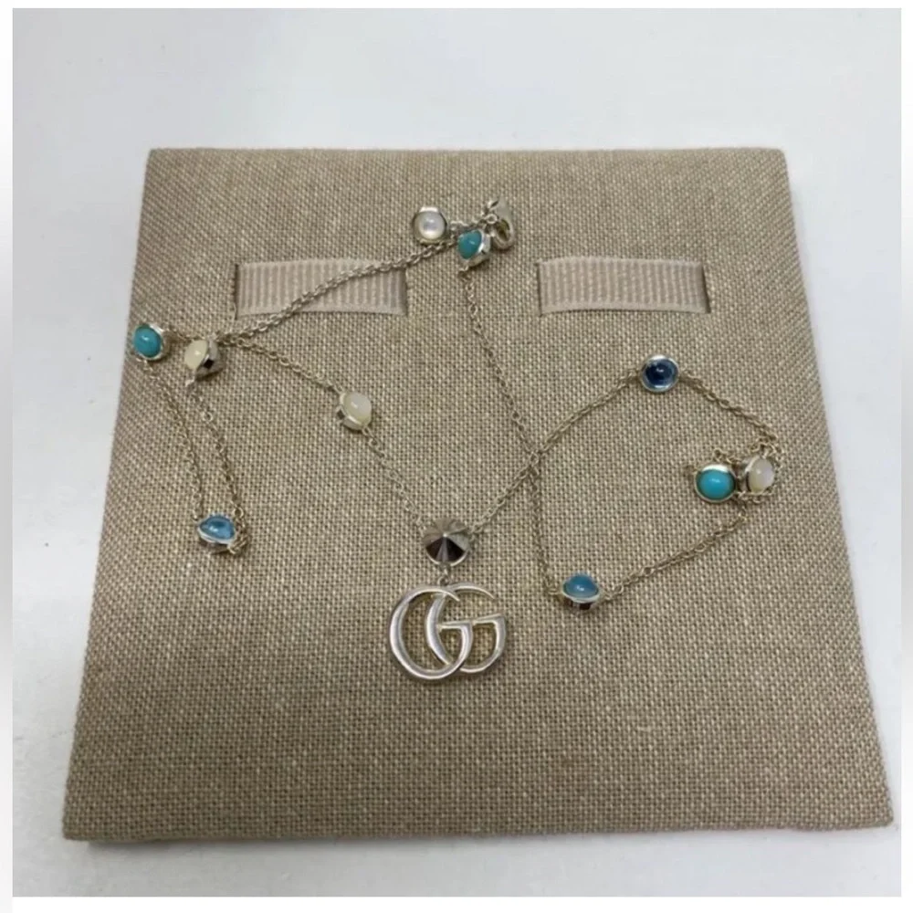 Gucci GG Pendant Necklace - Picture 2 of 5